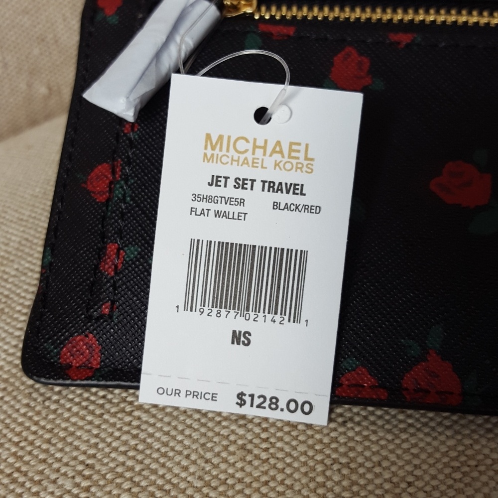 SOLD NWT Michael Kors Bag And Wallet Bundle set - Picture 8 of 8
